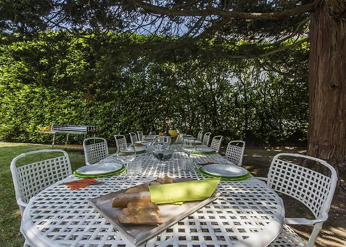 Angela Вилла Стреза