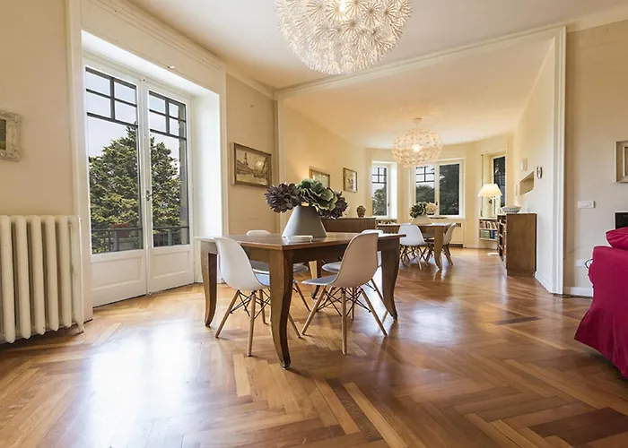 Angela Вилла Стреза